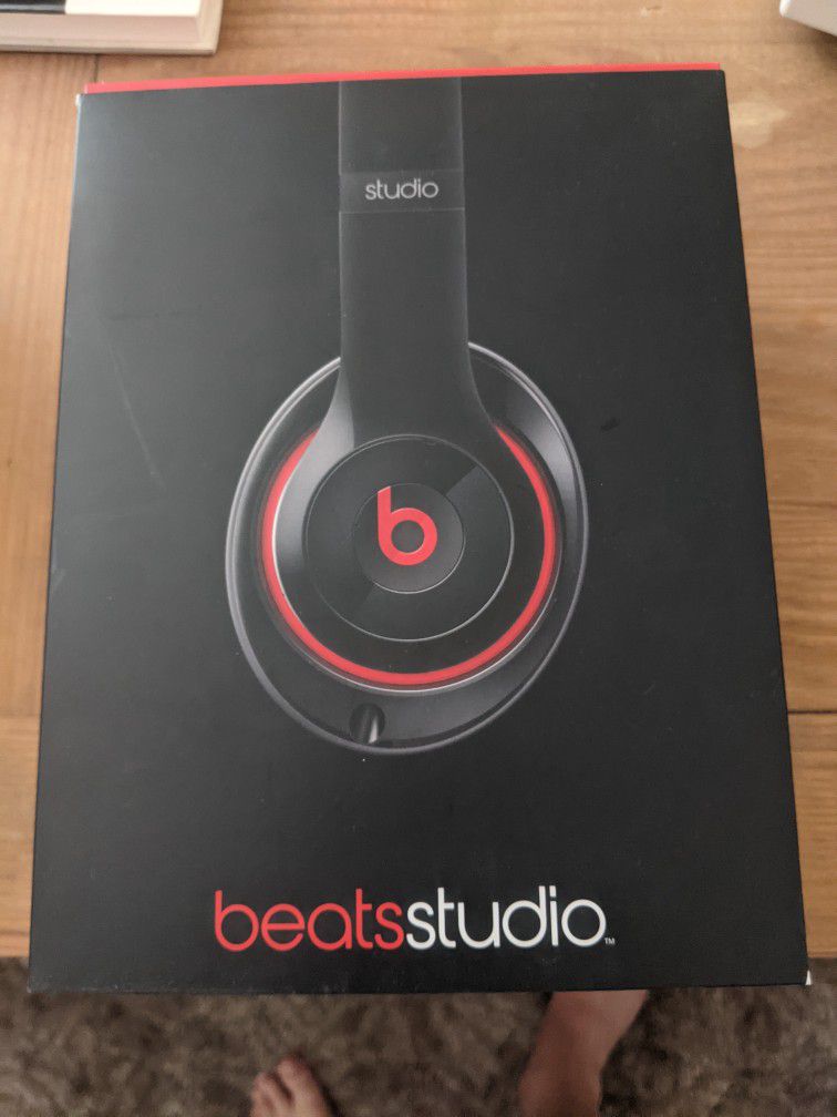 Beats Studio Headphones (Not Bluetooth)