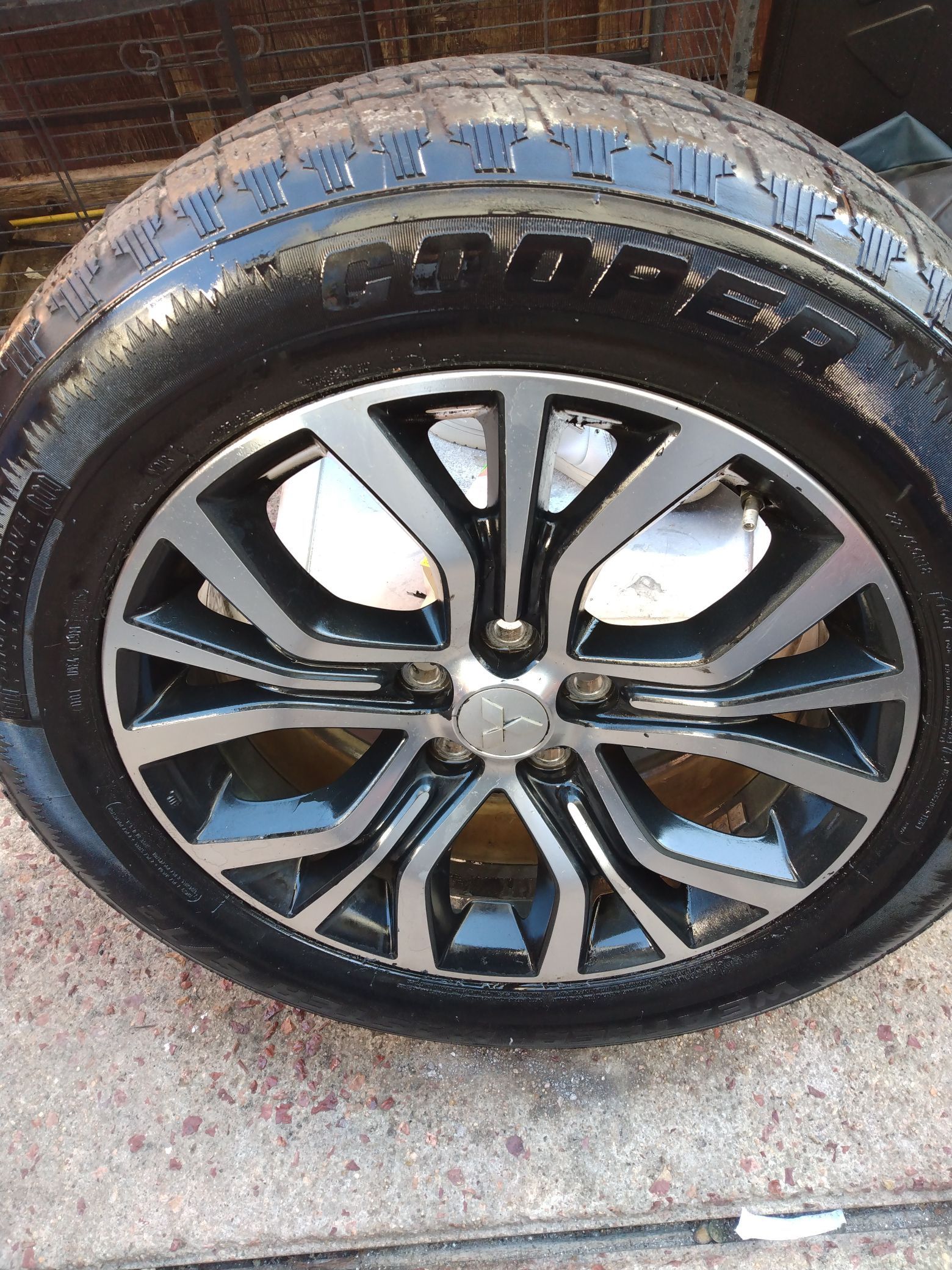 Mitsubishi Wheels And Tires