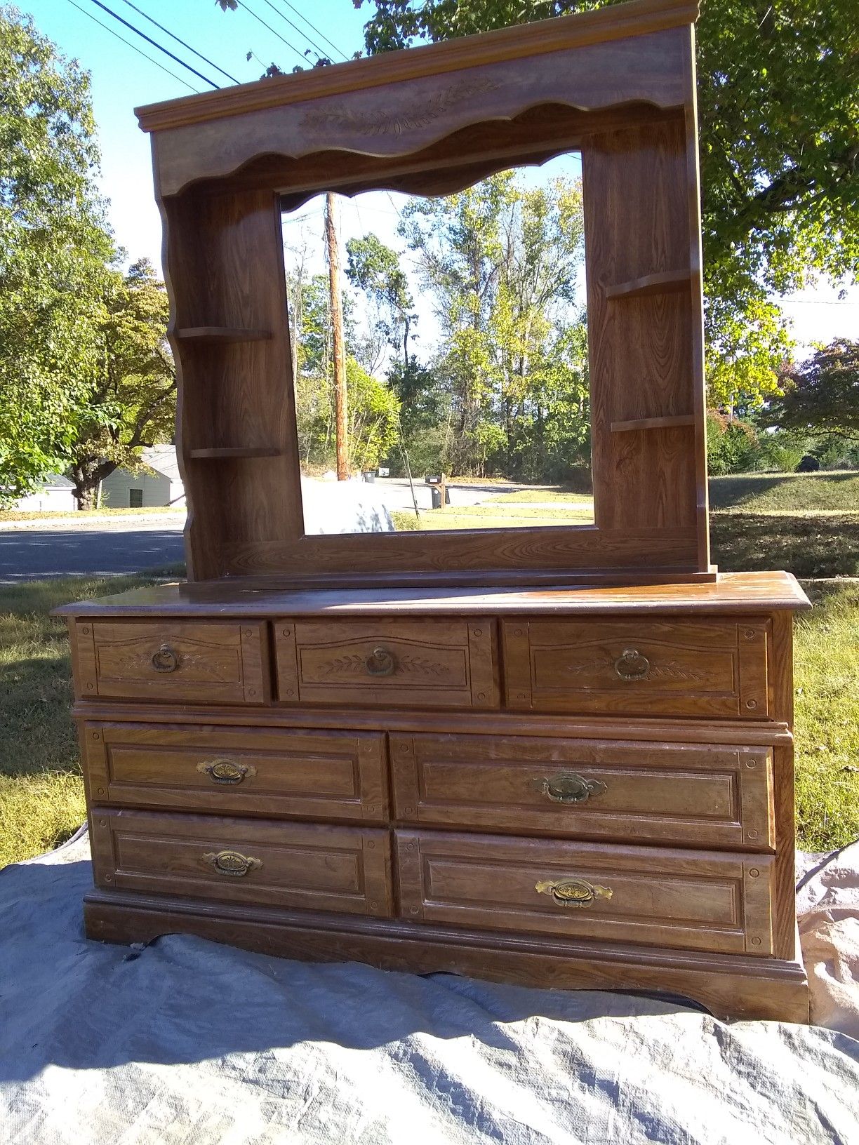 Dresser/Mirror