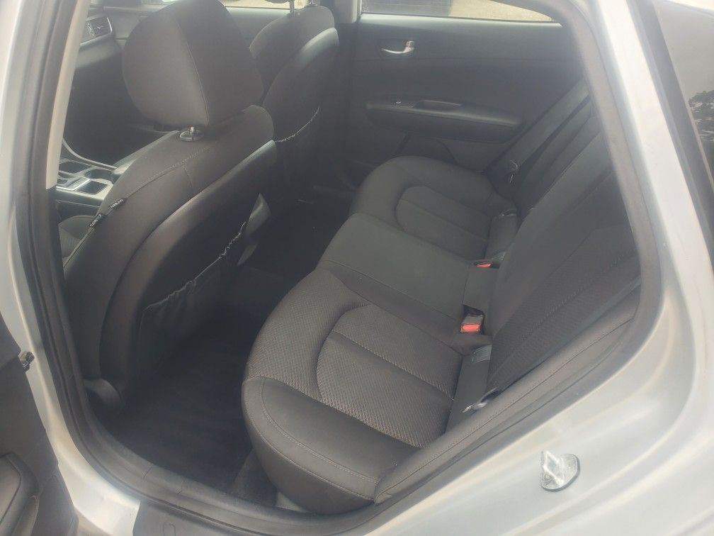 2016 KIA Optima