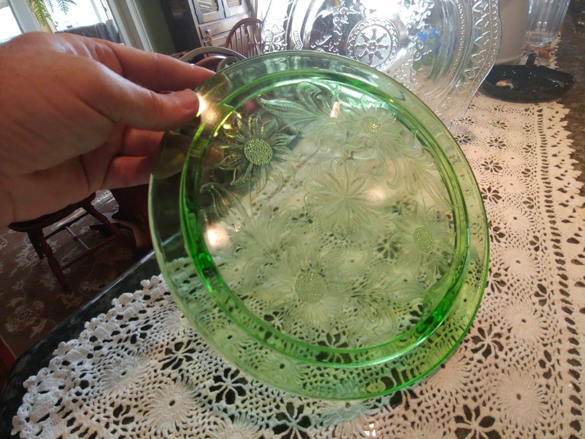 TWO DEPRESSION GLASS PIECES