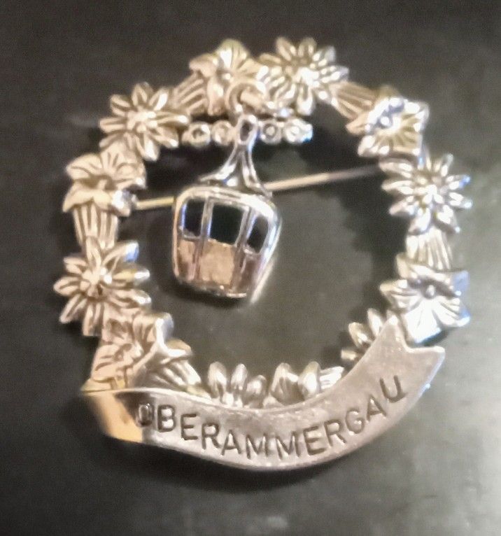 OBERAMMERGAU BROOCH