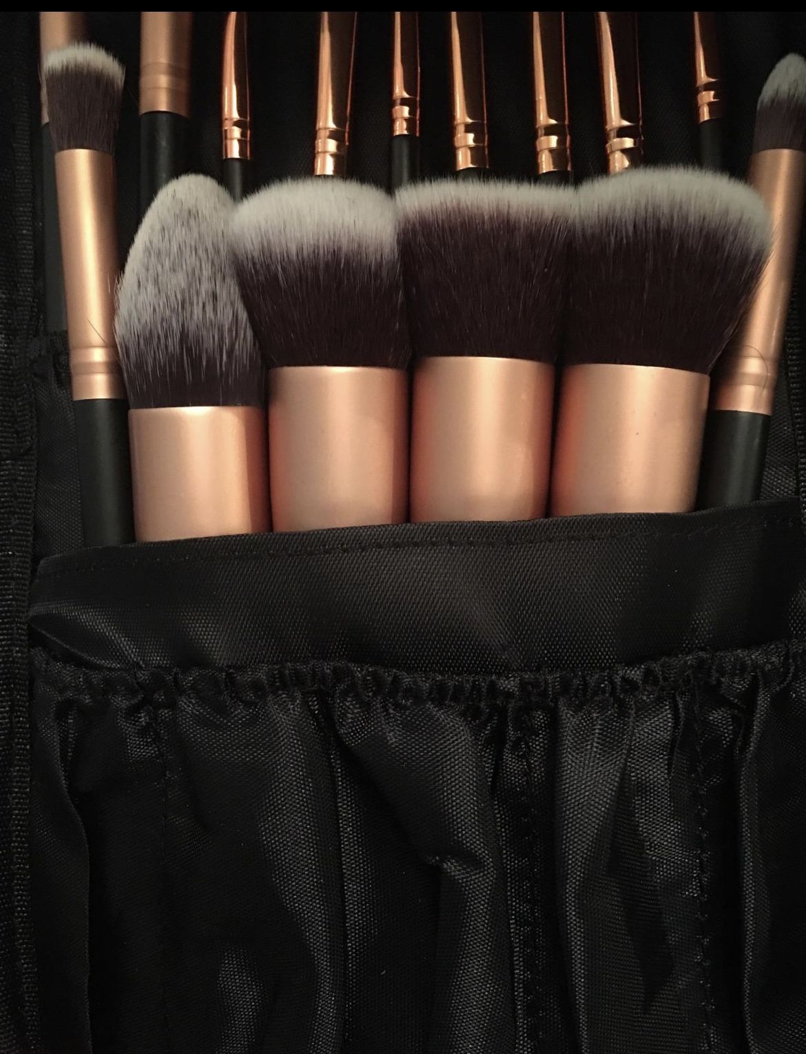 16 Piece Makeup Brush Set Blush Concealer Eyeshadow