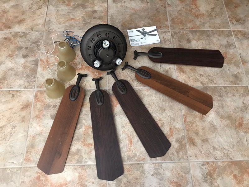 Hampton Bay 24in Five Bladed Ceiling Fan Model Ac 552 73w Motor 33053 For In Lancaster Ca Offerup Model Ac 552 73w Motor 33053 For, Ac 552 Ceiling Fan