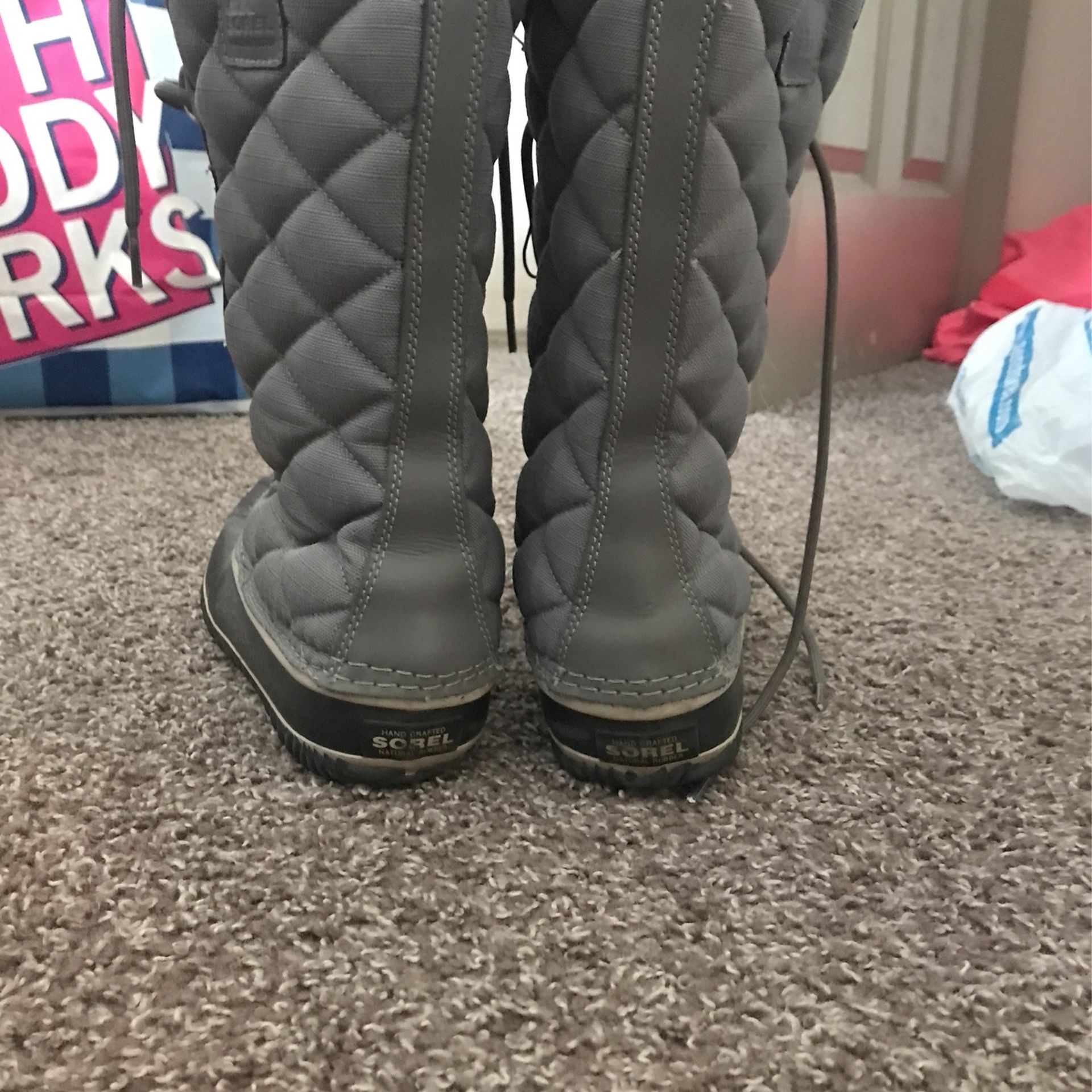 10.5 Snow boots