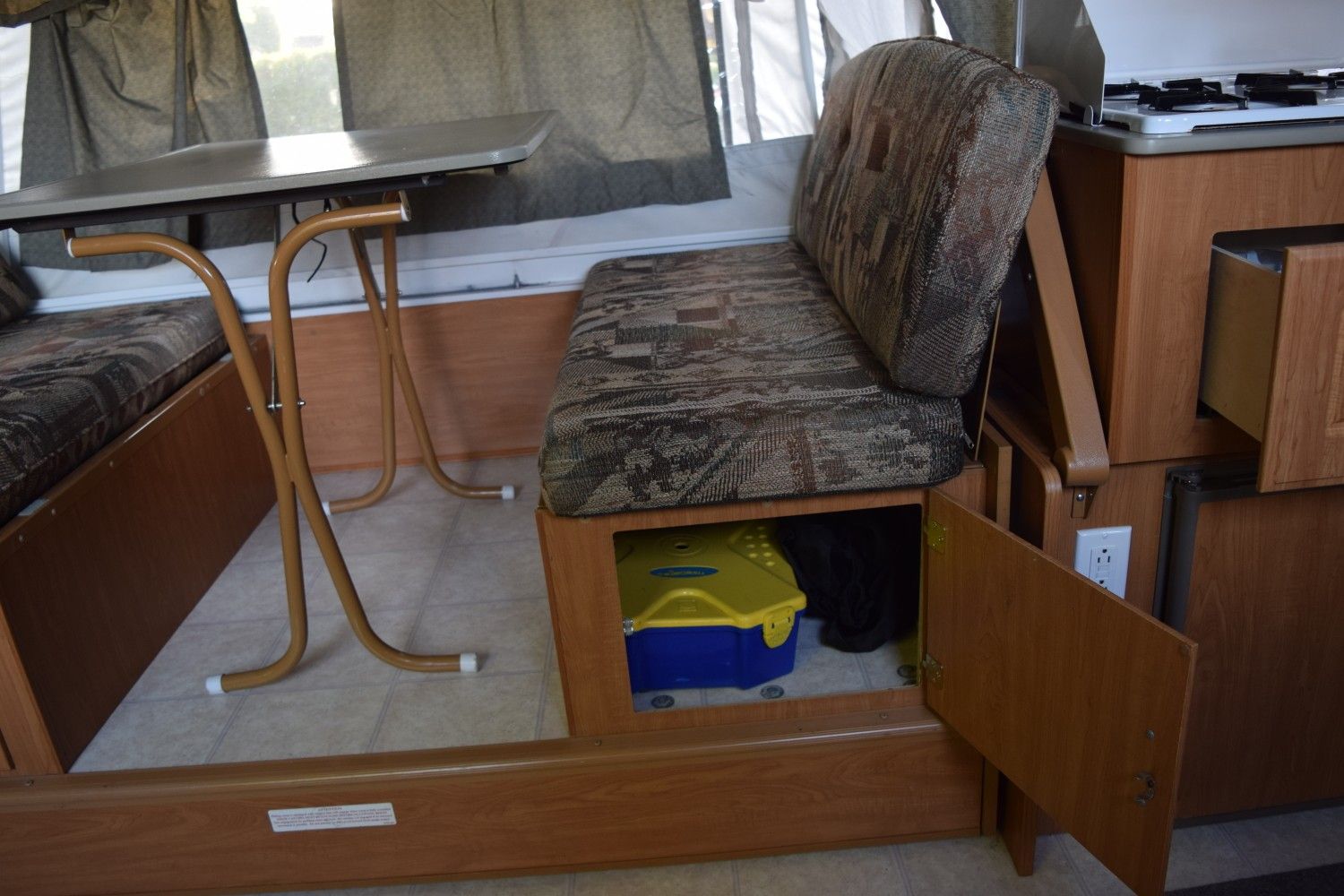 Coleman Fleetwood Utah Tent Trailer 2004 for Sale in Lakewood, WA OfferUp