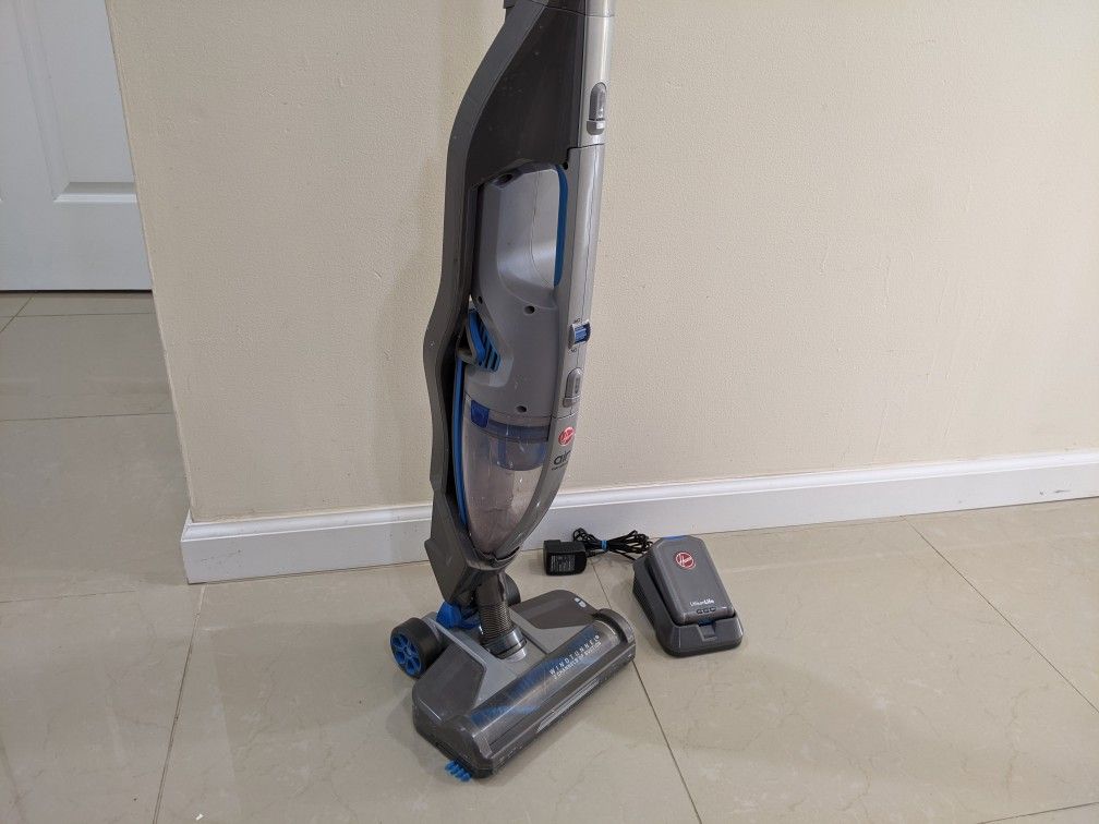 Hoover Cordless 2-in-1 Deluxe Vacuum Cleaner