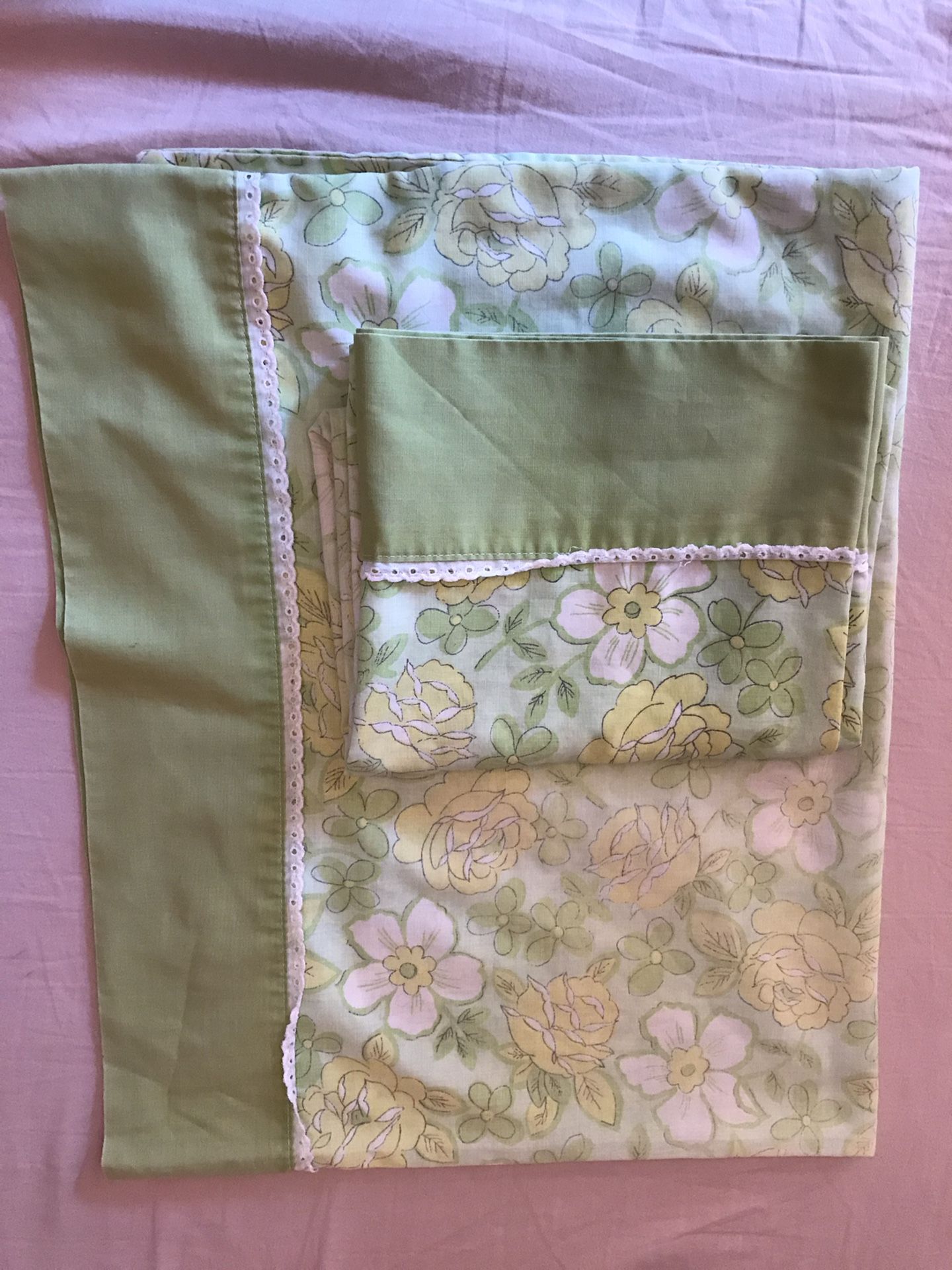 Vintage pillow case (2)