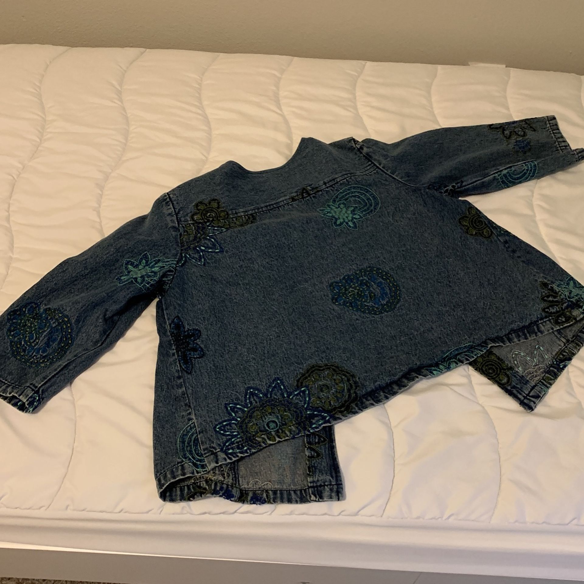 Women’s Denim Jacket (embroidered Size L)