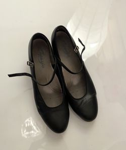 Capezio Jr Footlight Tap Shoes Women’s 11 Thumbnail