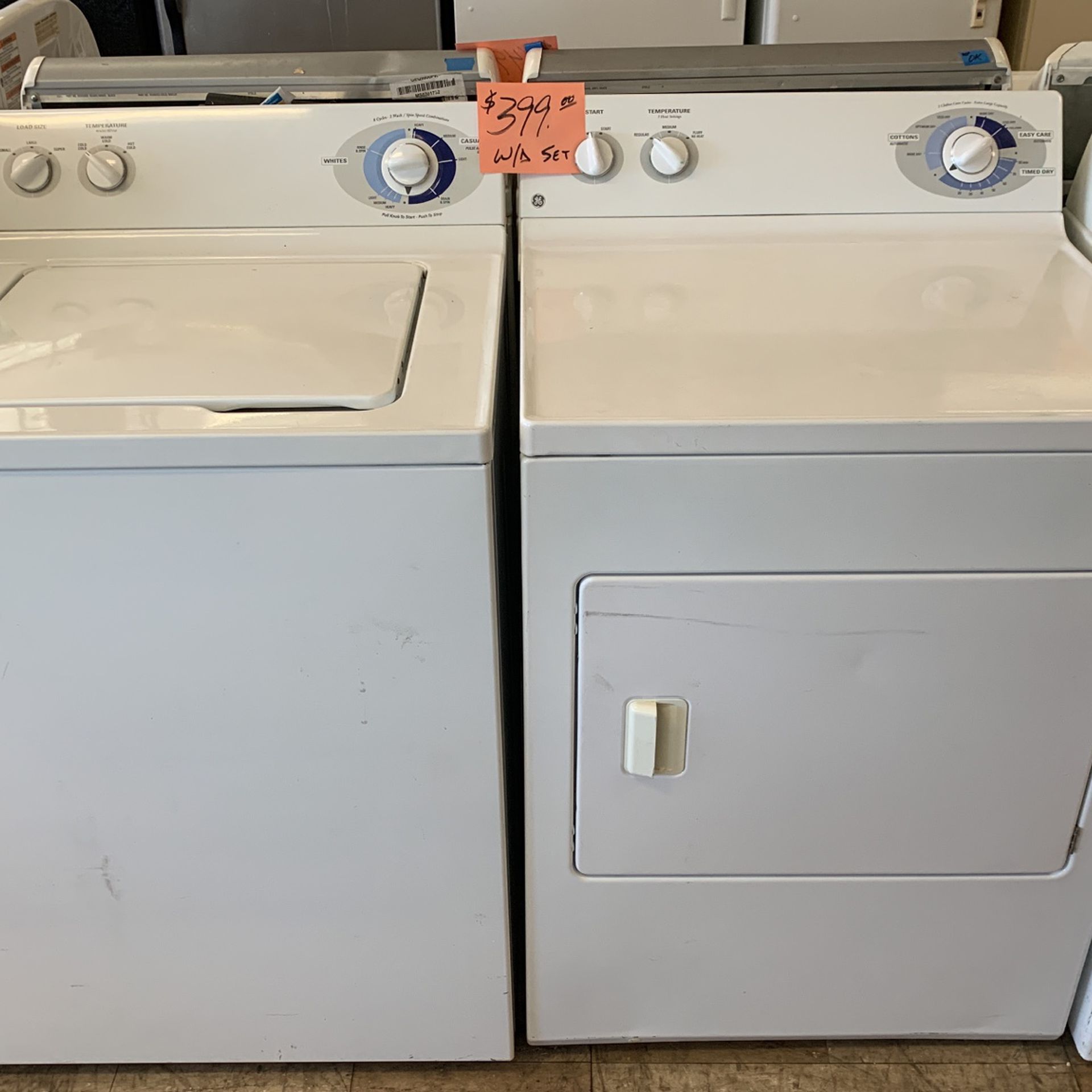 GE Washer And Dryer Set White Excellent  .  Warranty  . Delivery Available . 2203 Fowler St. 33901