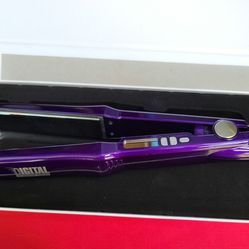 Herstyler Digital Titanium Flat Iron Professional Hair Straightener Ionic Glider

 Thumbnail