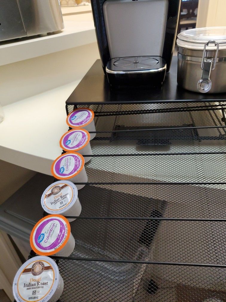Keurig Single Serve, 6oz. 8oz. Or 10 Oz. Storage And Pods Included