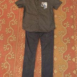 4 Shirts Size Medium & RSQ Chino Pants Size 32x32 Thumbnail