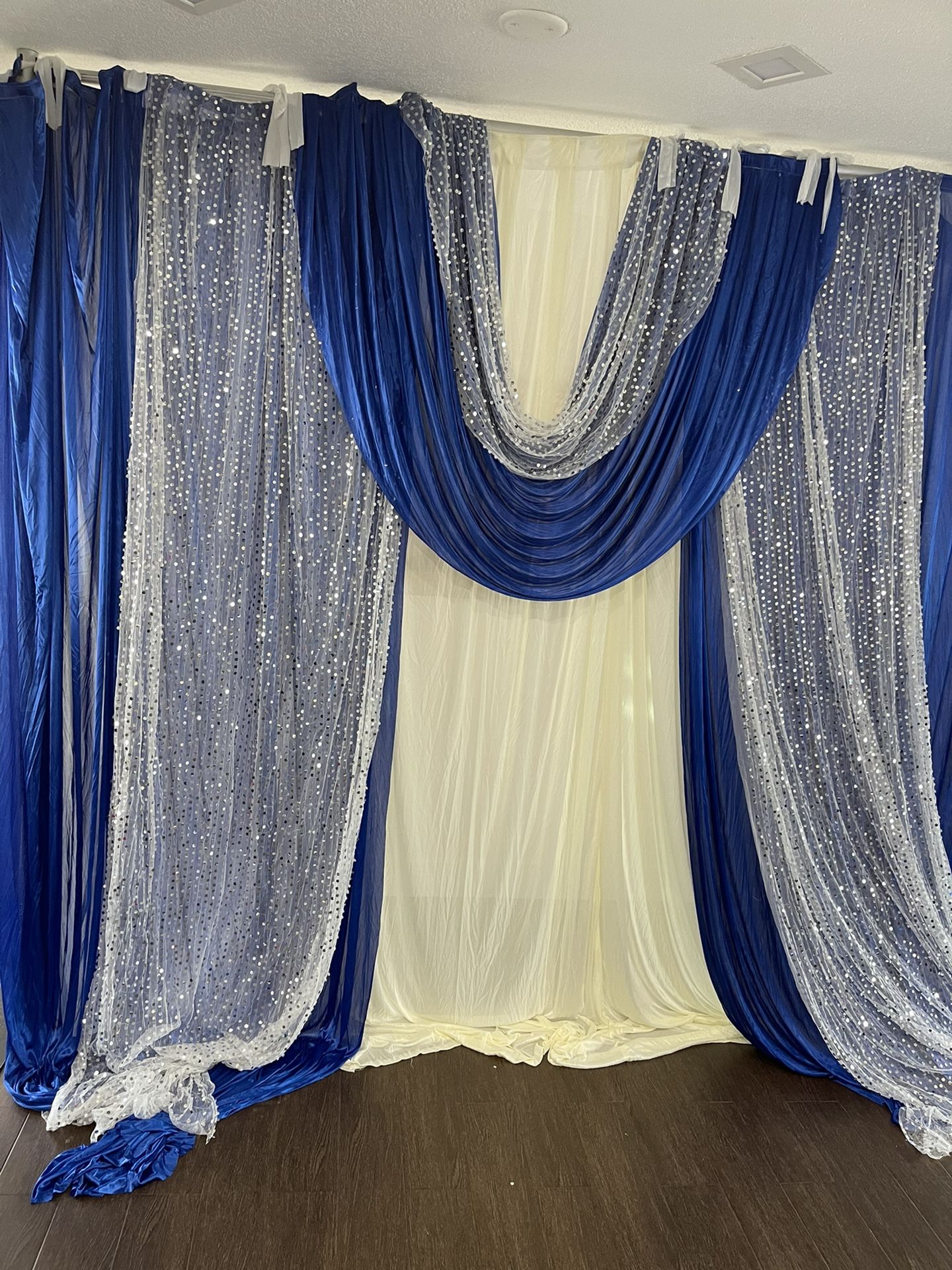 Party Decoration Curtains(OFF WHITE/BLUE)