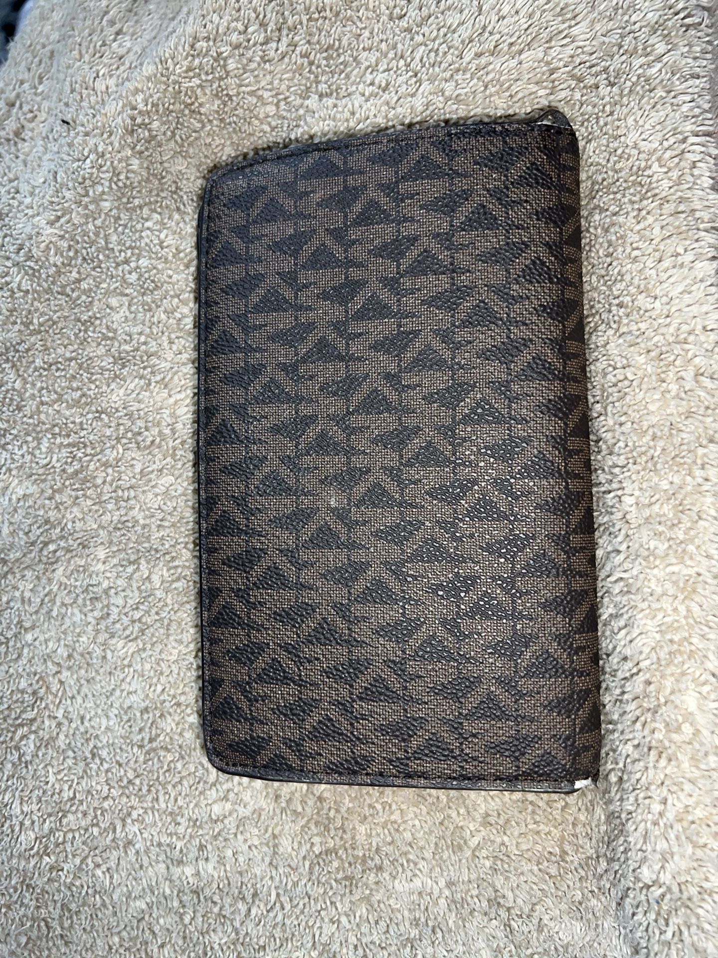 used mk wallet and purse