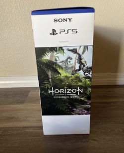 PlayStation 5 Horizon Forbidden West Bundle Thumbnail