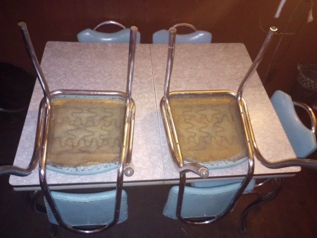 Vintage 1950s Gray Cracked Ice Dining Room Set W/ 2 Removable Extend Leaves