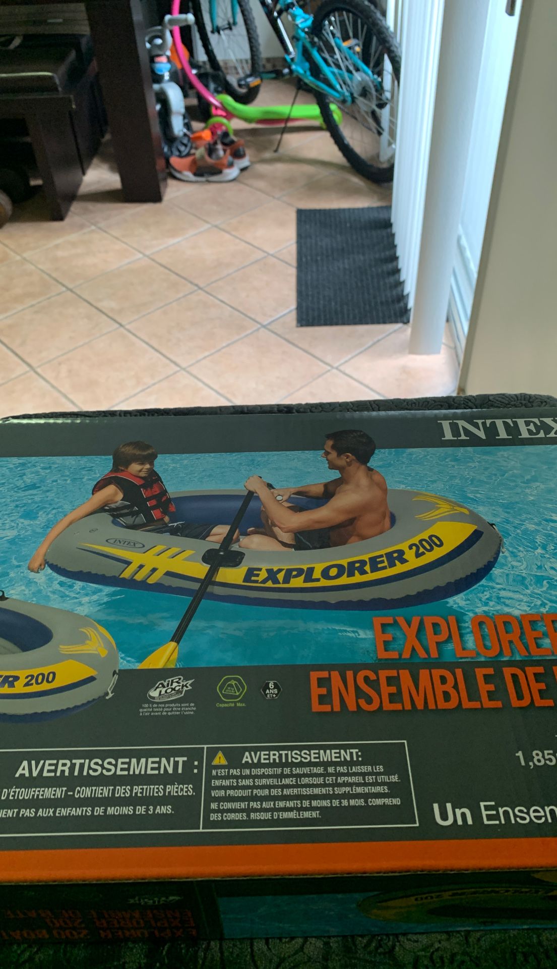 Intex inflatable boat new