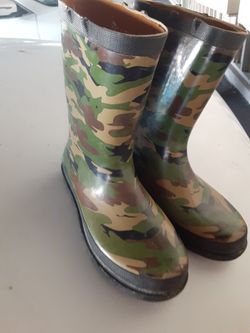 Boys Size 4 Army Rainboots $4 Boots Costume Rain In Huntington Beach 🏖️ Thumbnail