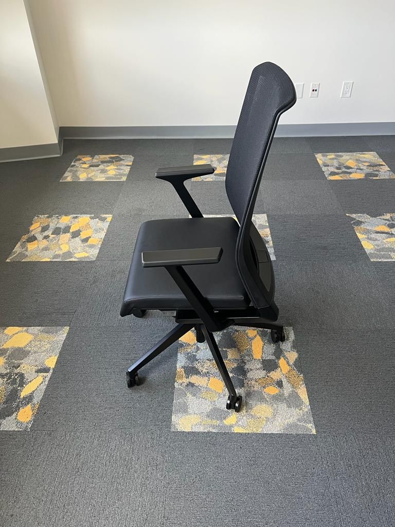 16 Office Chairs Never Used