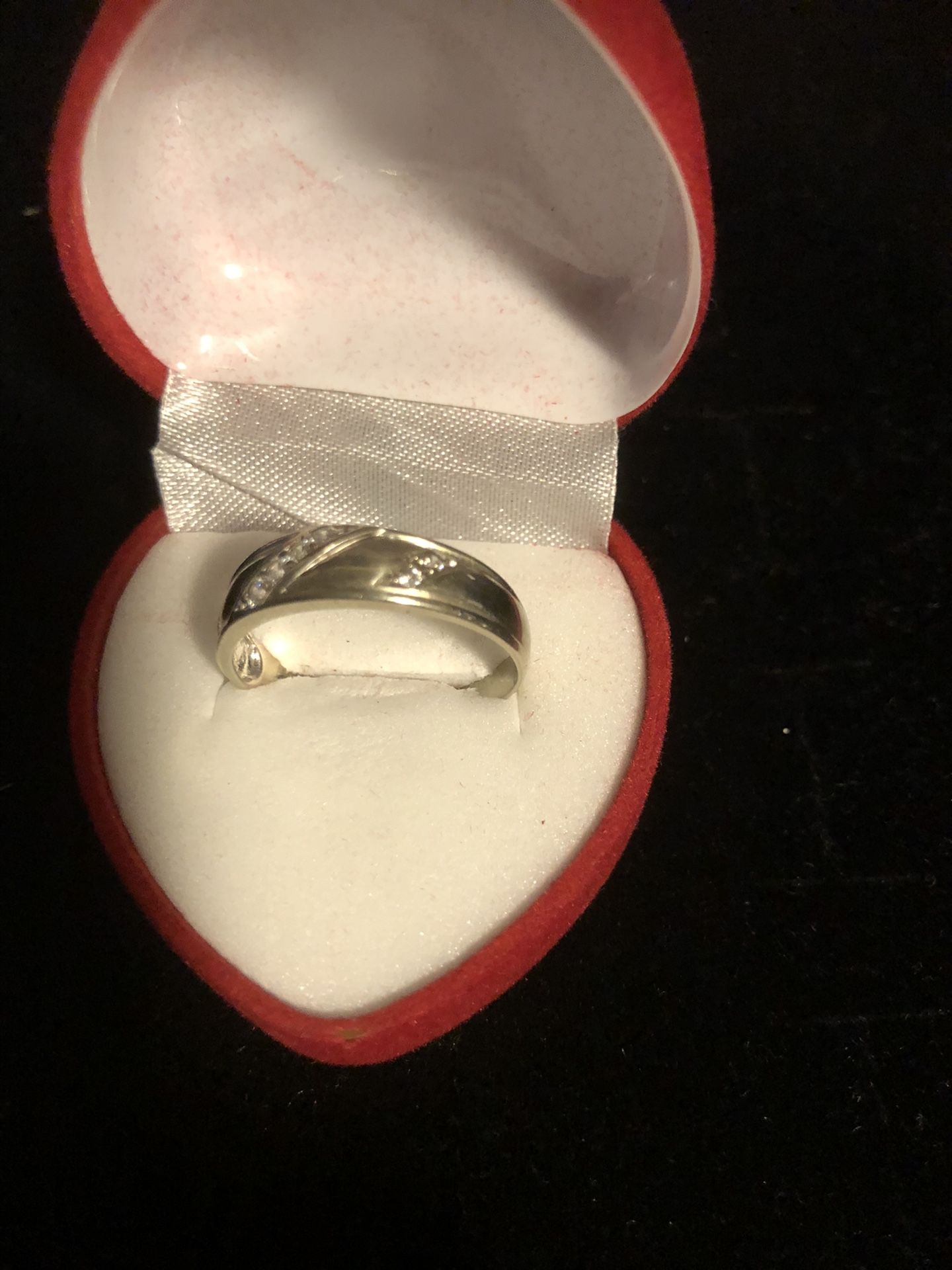 Diamond 10k Gold Wedding Ring