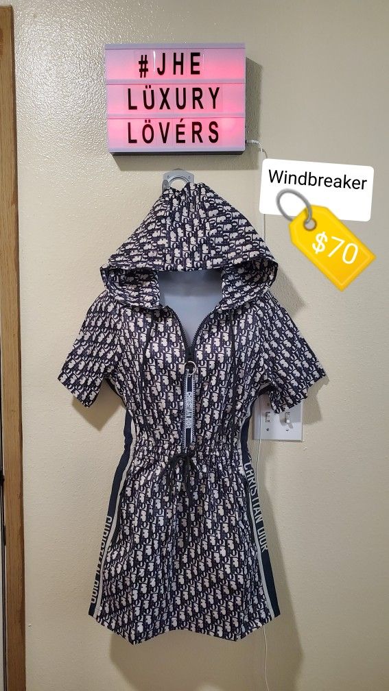Windbreaker Dress Hoody