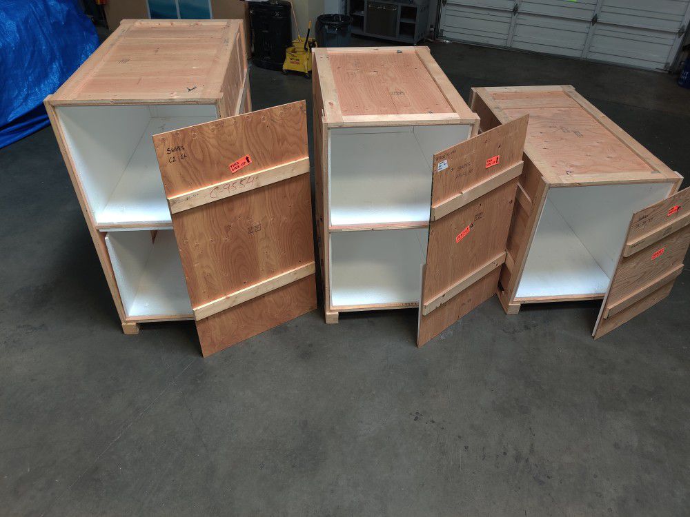 Insulated Crates, Storage Boxes, Shipping Crates