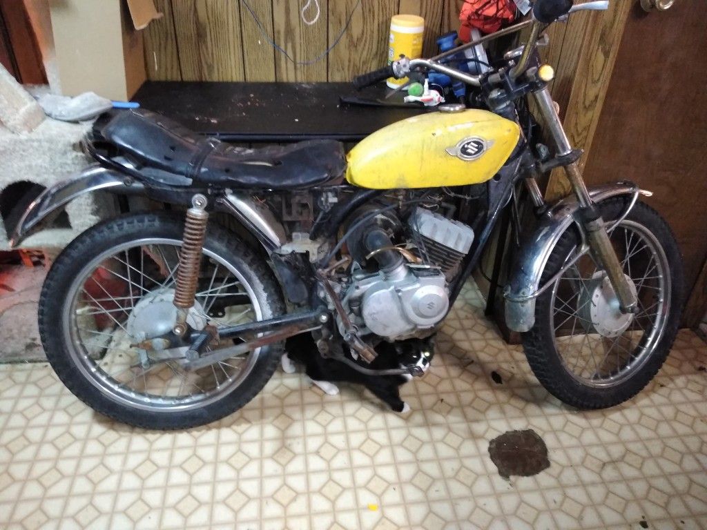1970 Suzuki 125 Enduro