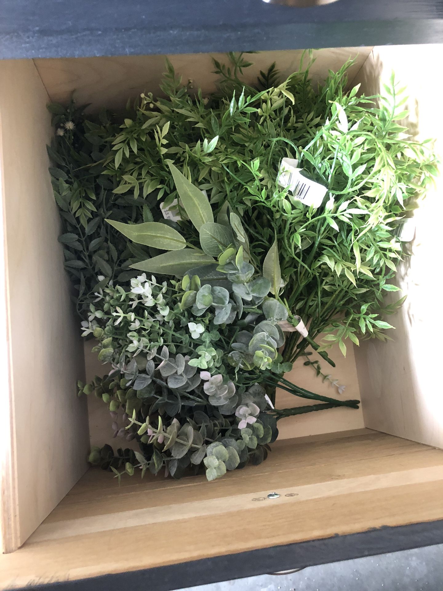 Tons Of Wedding Decor