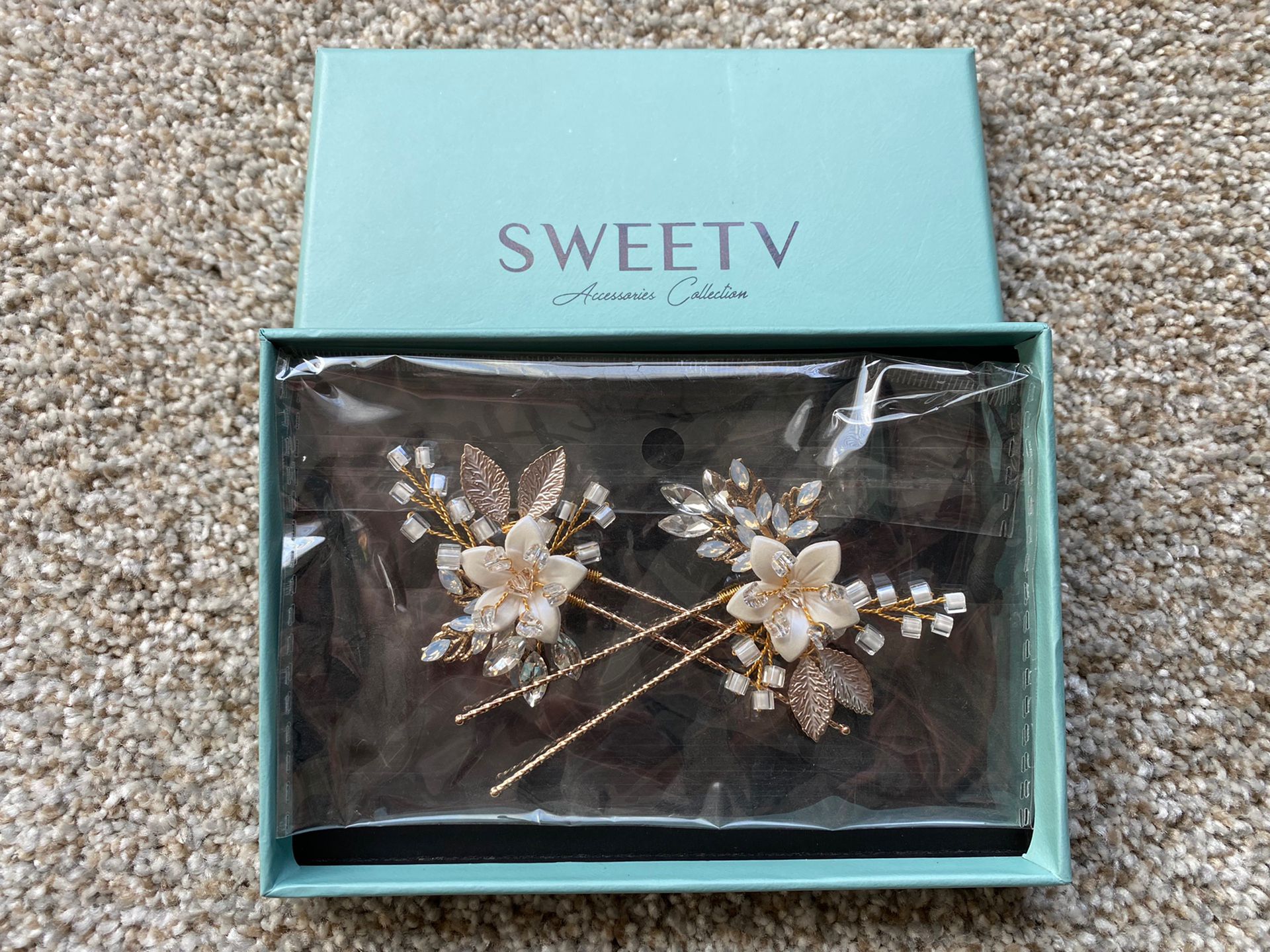 Porcelain & Ceramic Bridal Hair Accessories