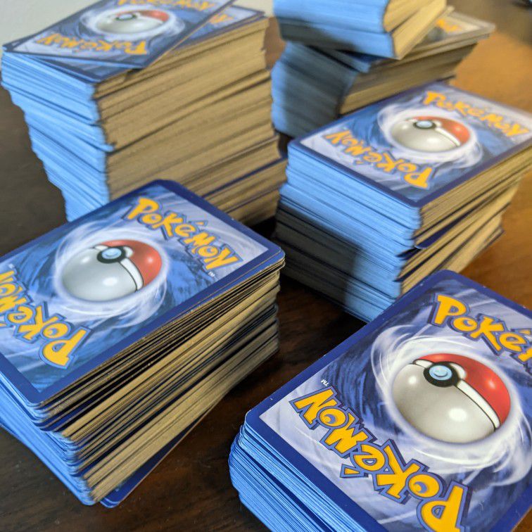 Pokemon Trading Cards /_