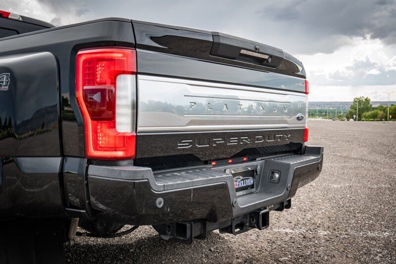 2017 Ford F-350 Super Duty Platinum
