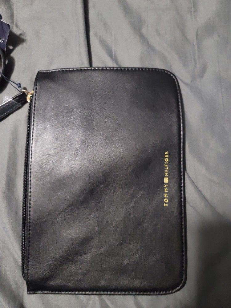 Tommy Hilfiger Purse Brand New Never Used