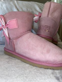Pink Ugg Boots Thumbnail