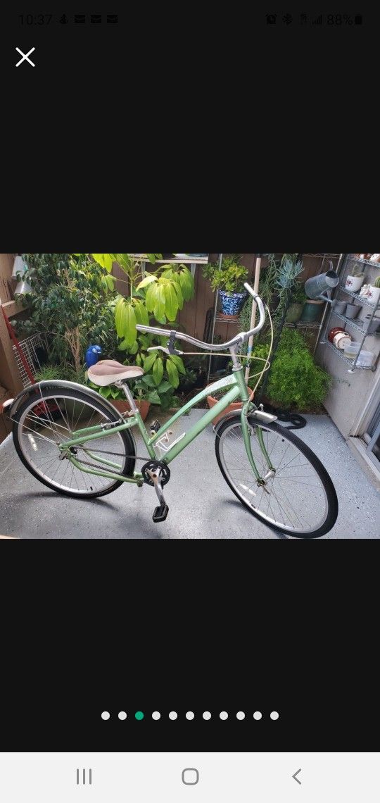 3 Beach Cruisers! Schwinn, GT, Raleigh