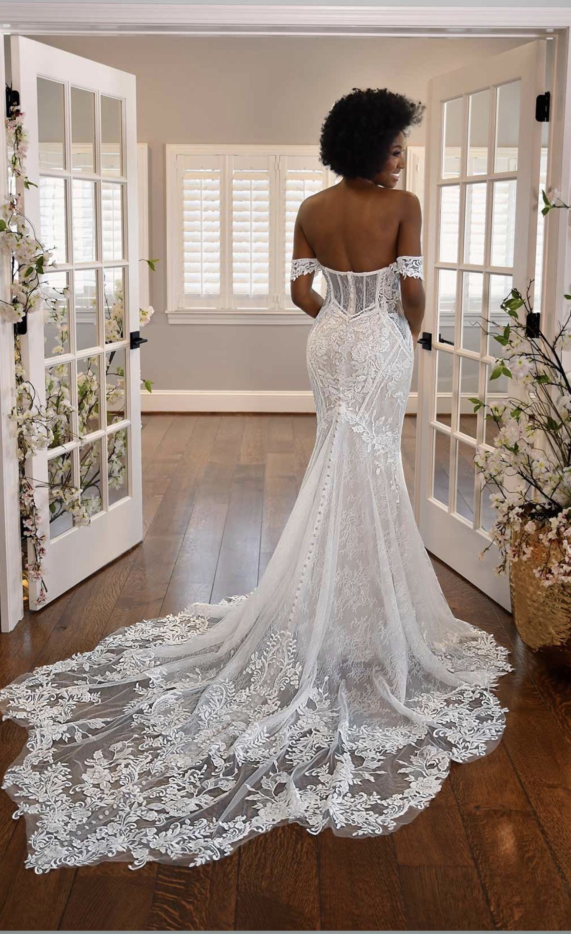 NEW! Essence of Australia Wedding Dress Size 10