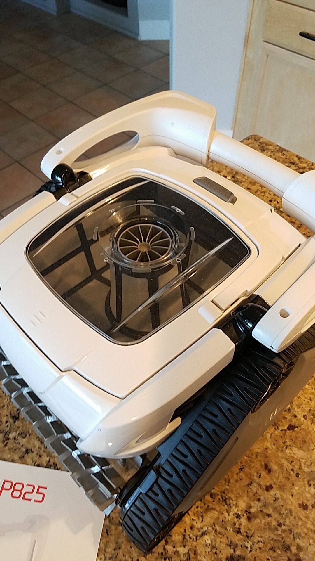 Polaris p825 8050 pool cleaner for Sale in Murrieta, CA OfferUp