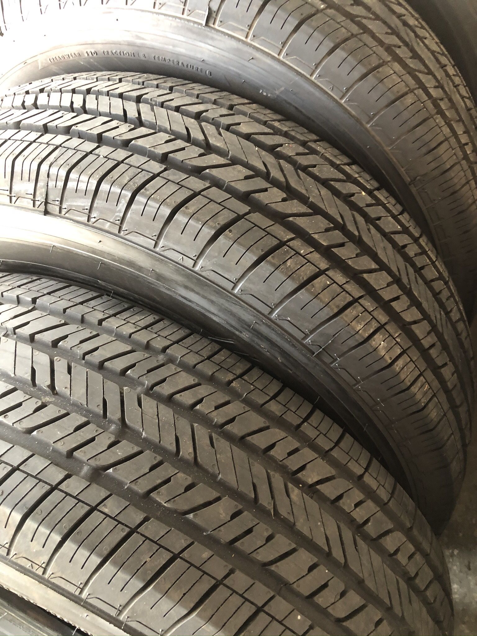 Bridgestone Dueler HT 245/75/17 year 2021