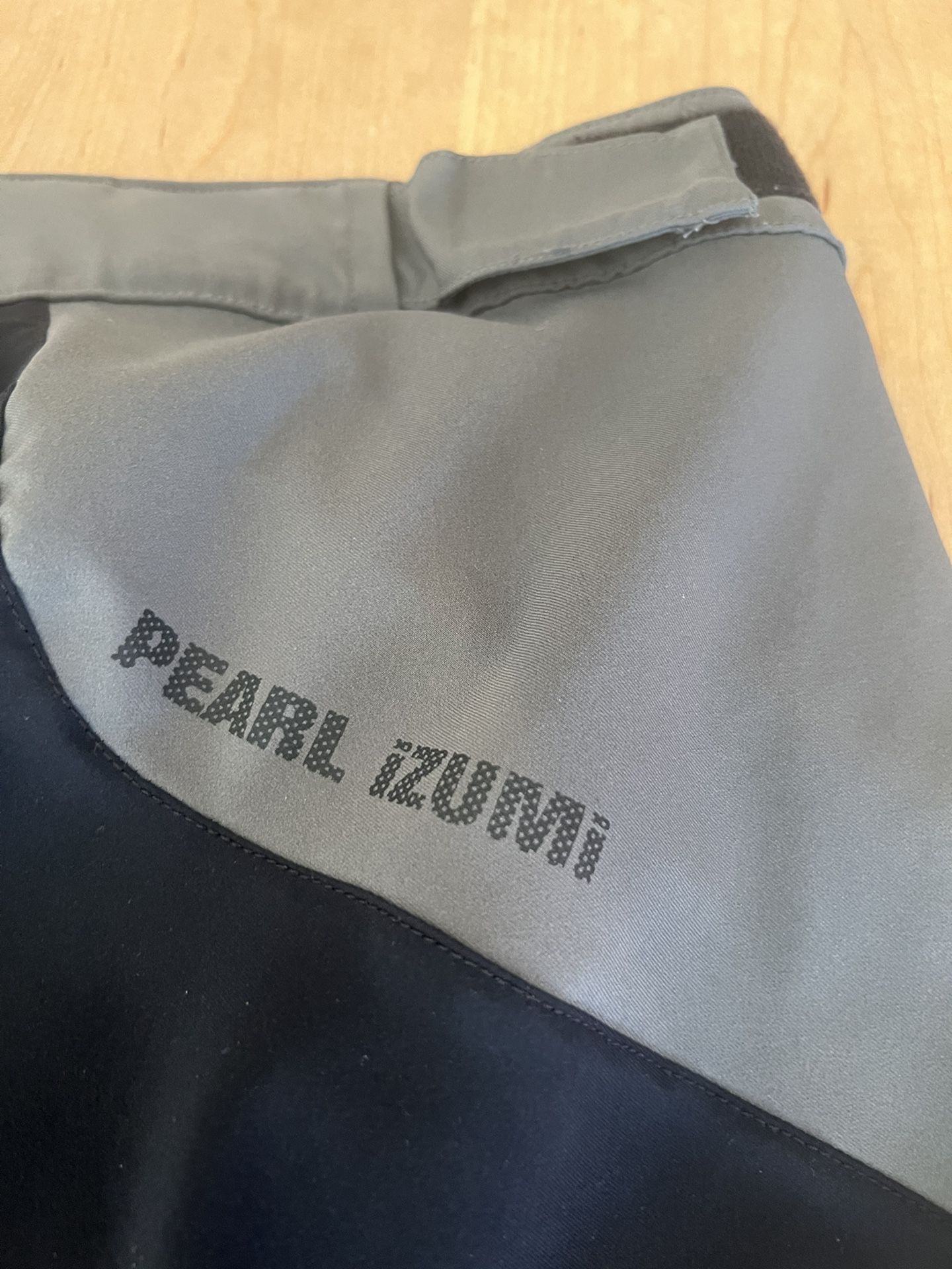 Pearl Izumi Mountain Bike Shorts Men's Large Like New Condition!