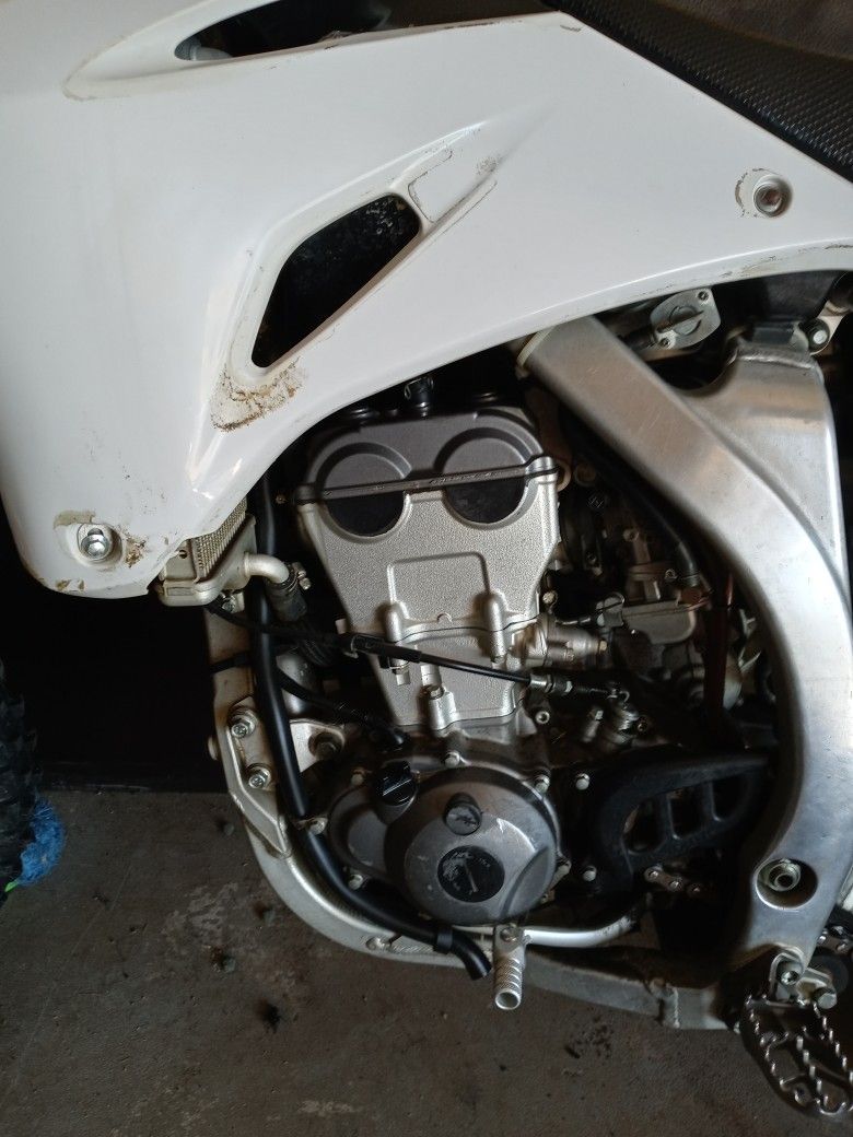 250f 09 First Kick
