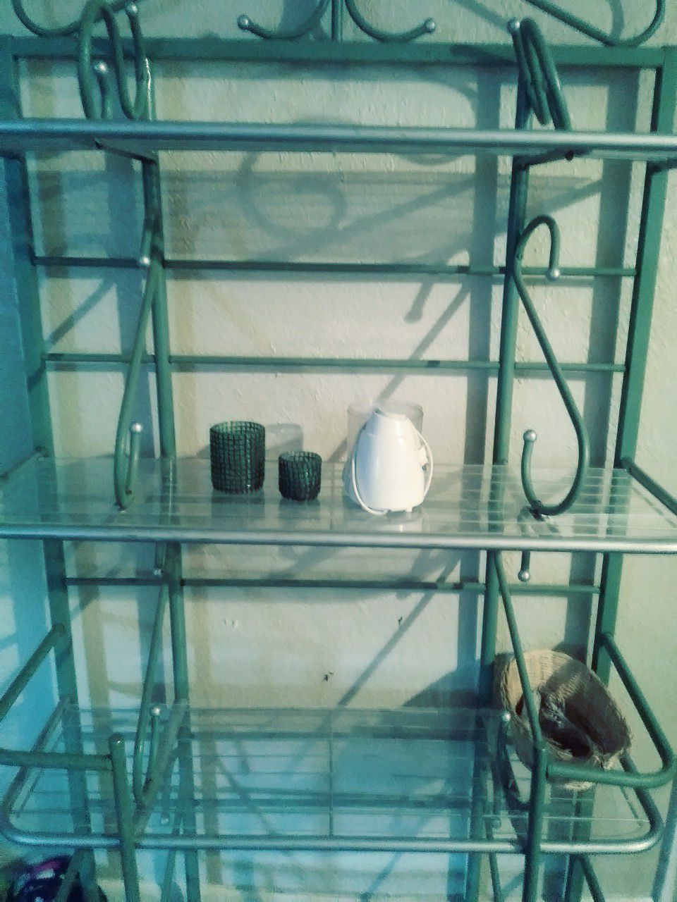 Metal and plexiglass shelves