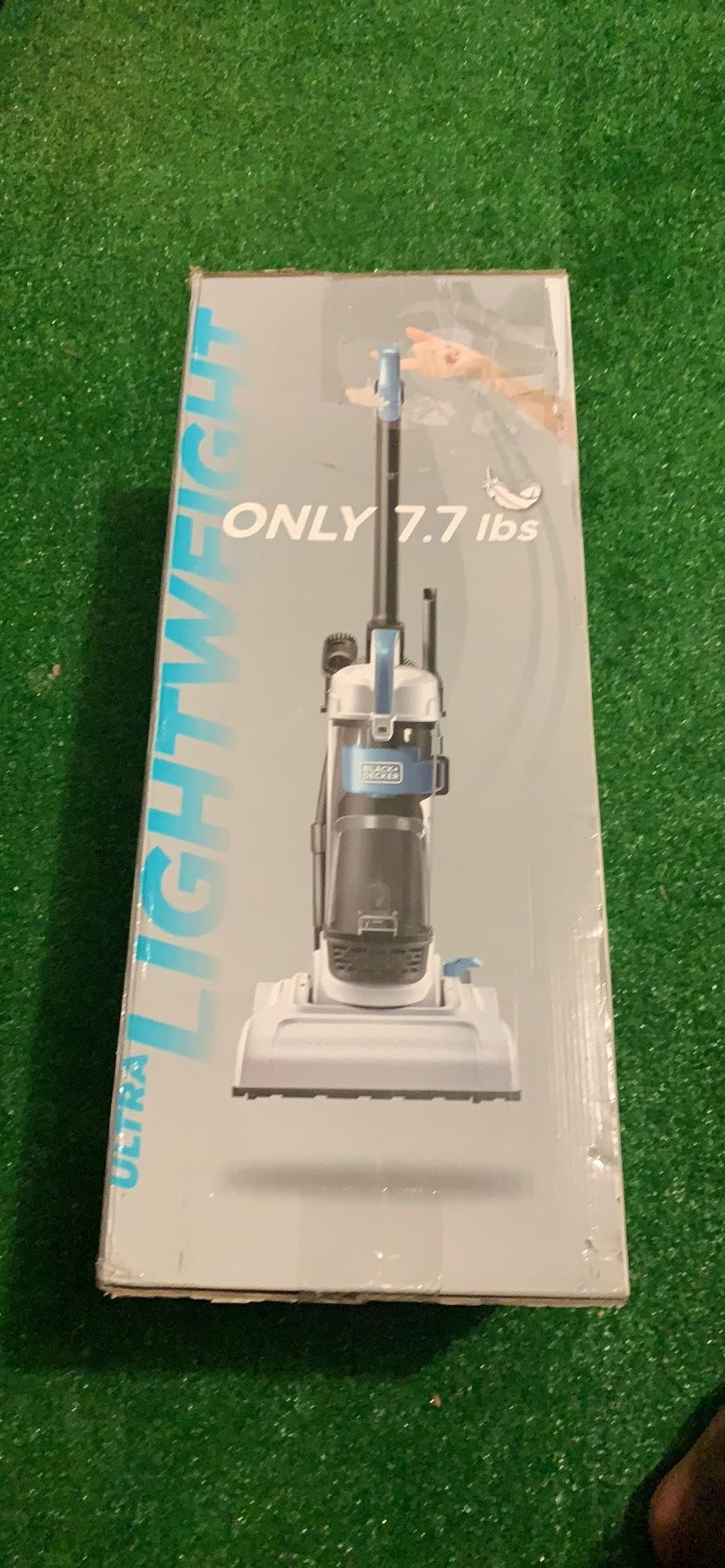 New Black + Decker BDLCE101 Compact Ultralight Weight Bagless Upright