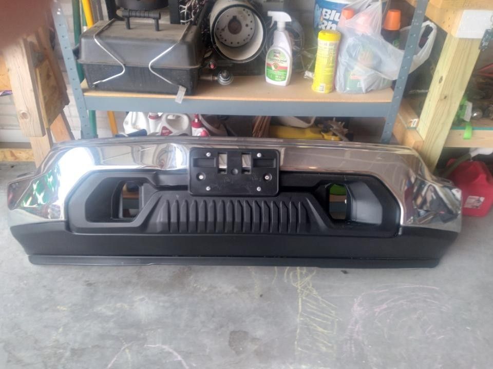 2020 gmc sierra 1500(X31) Front Bumper.