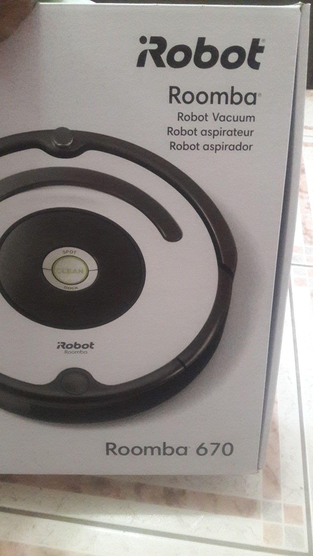 iRobot , Roomba 760 Robot Vacuum