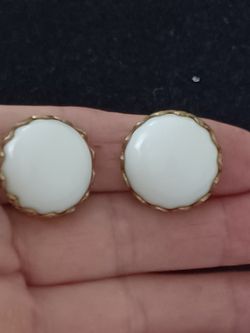 Vtg.Gold Plated White Marble Clip On Earrings Thumbnail