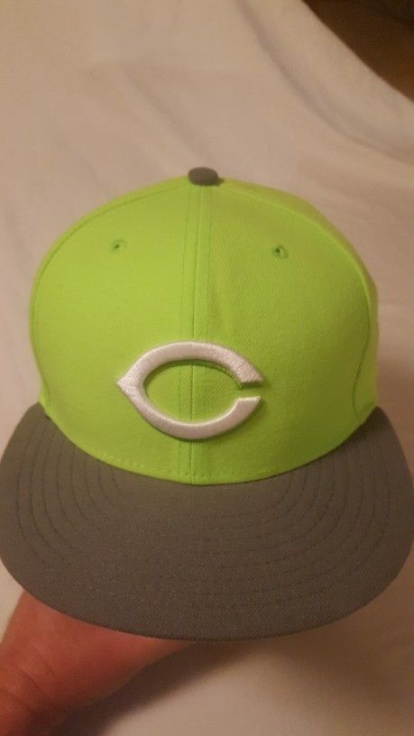 Cincinnati Reds New Era 9fifty Hat Snapback Size Medium / Large Neon Green