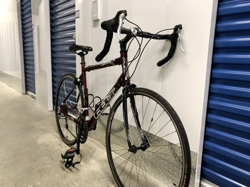 28" FELT Z90 21SPEED ROAD BIKE. LIKE NEW! for Sale in Miami, FL OfferUp