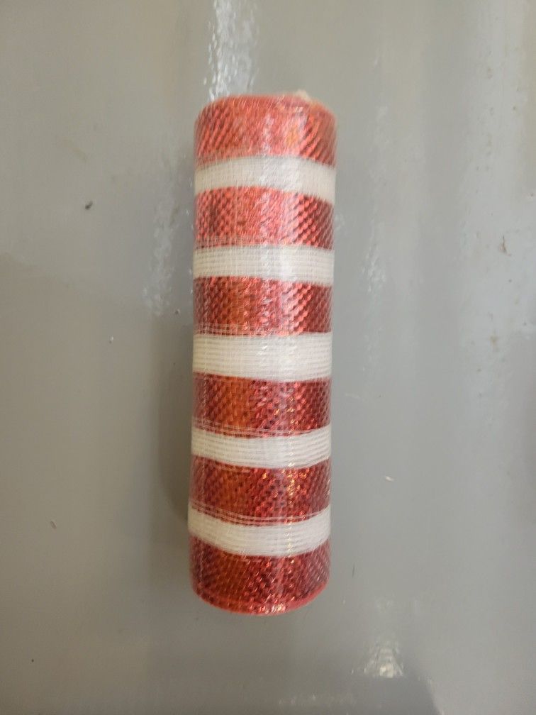Candy Cane Striped Deco Mesh