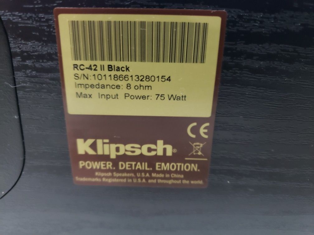 Klipsch RC 42 ll 300 Watts Peak Center Speaker Like New Perfect Working Very Nice Sound Will Test Before You Buy